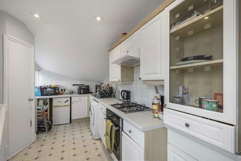 1 bedroom flat to rent, Boundaries Road, London SW12