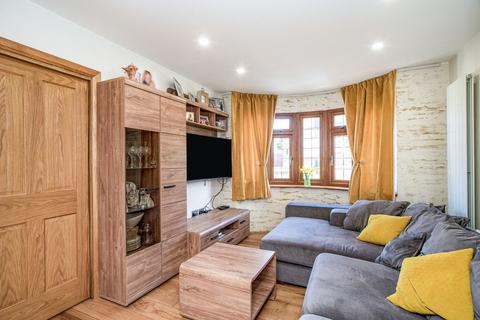 4 bedroom semi-detached house for sale, Ashfield Avenue, Bushey, WD23