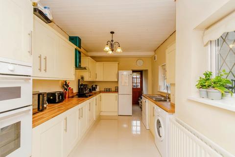 2 bedroom semi-detached house for sale, Harrison Street, Bloxwich, Walsall, WS3