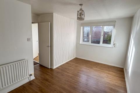 undefined, Western End, Newbury, RG14
