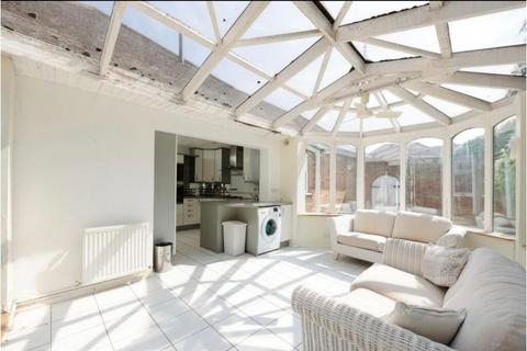 undefined, Richfield Road, Bushey, WD23