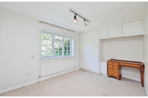 undefined, Richfield Road, Bushey, WD23