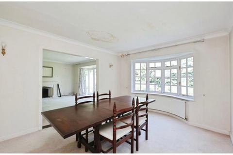 undefined, Richfield Road, Bushey, WD23