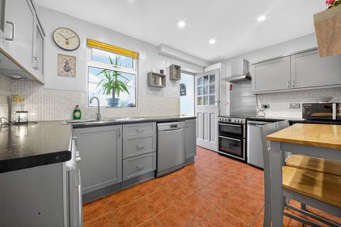 3 bedroom semi-detached house for sale, Shenley Road, Borehamwood, WD6