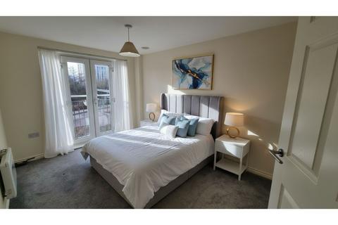 2 bedroom flat to rent, Middlewood Street, Salford, M5