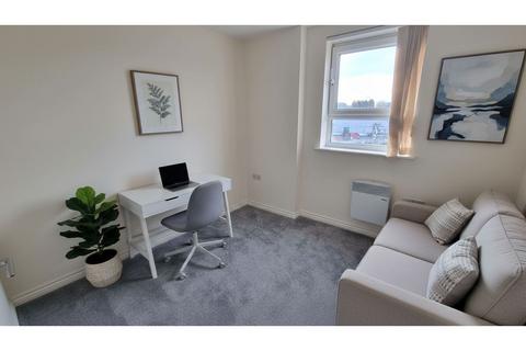 2 bedroom flat to rent, Middlewood Street, Salford, M5