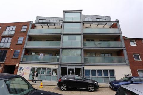 2 bedroom flat to rent, Albion Street, Brighton