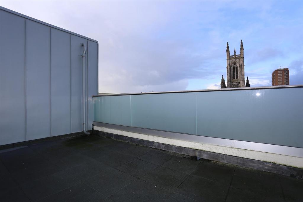11, 13a Albion St balc.jpg