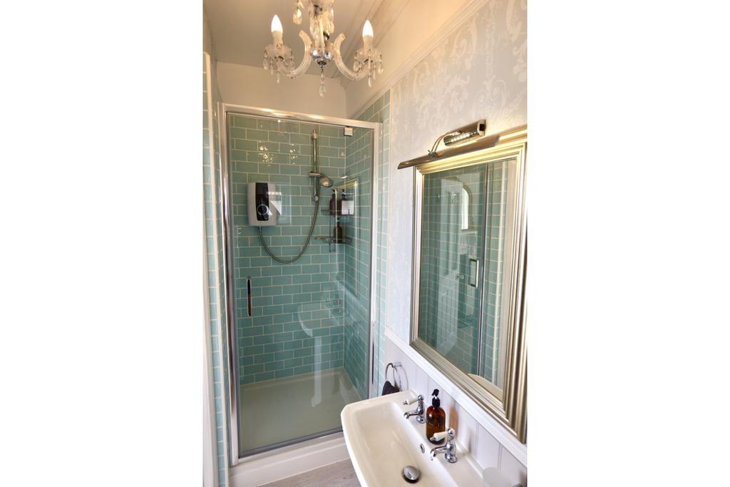 Master En-suite