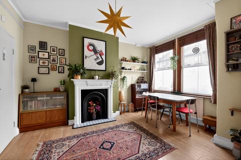 3 bedroom end of terrace house for sale, Stanley Road, Hounslow, TW3