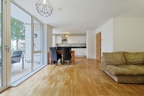 Clayponds Lane, Brentford, TW8