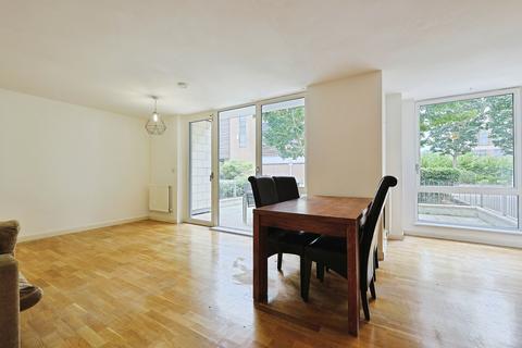 undefined, Clayponds Lane, Brentford, TW8