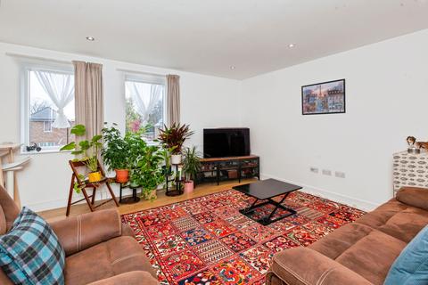 1 bedroom maisonette for sale, Great Charta Close, Egham, TW20
