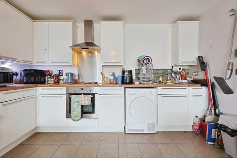 2 bedroom apartment for sale, Ealing Road, Brentford, TW8
