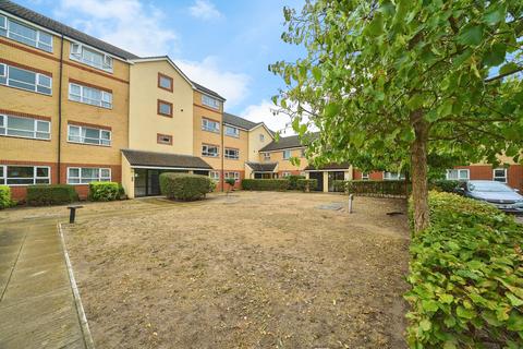 Chertsey Road, Feltham, TW13