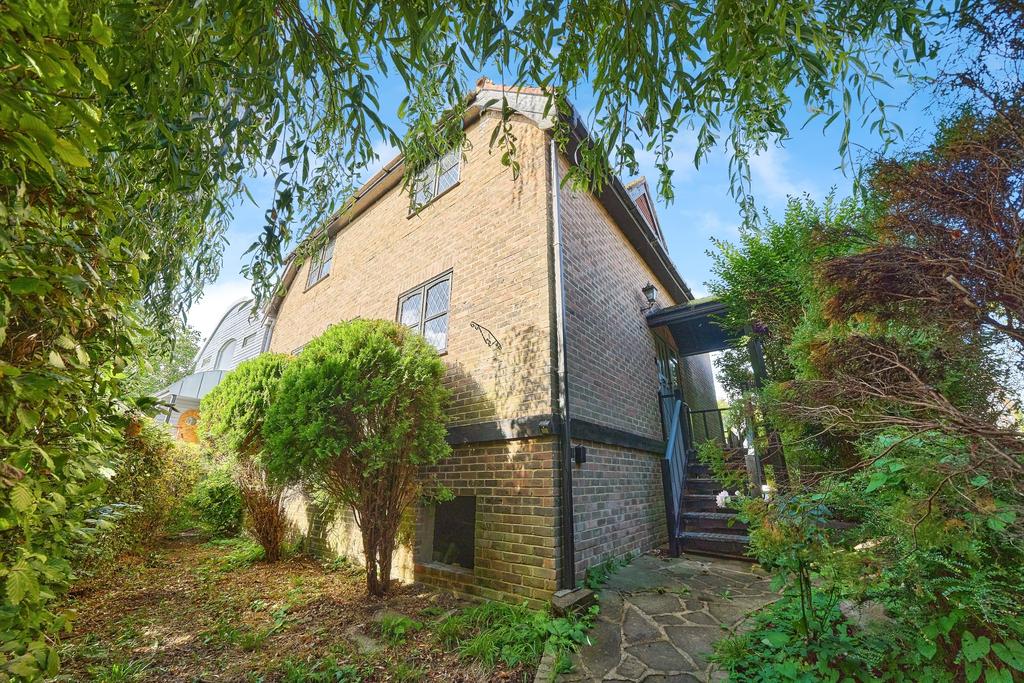 Detached house exterior