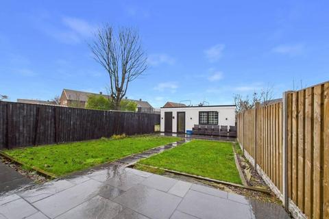 undefined, Elizabeth Drive, Castleford