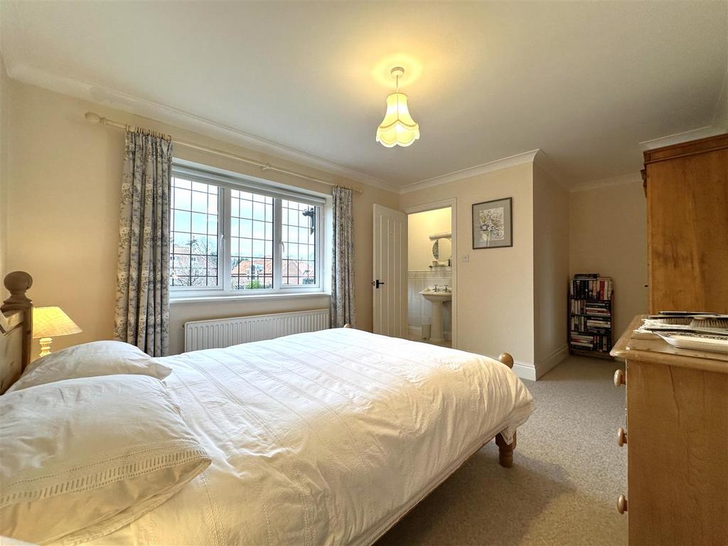 Second Bedroom Into En-Suite 694