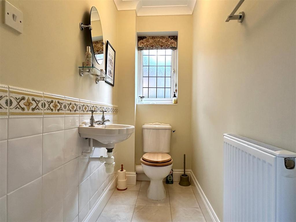 Ground Floor W.C 741