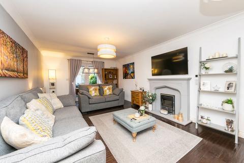 undefined, Birkhead Close, Highburton, HD8