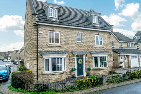 5 bedroom detached house for sale, Birkhead Close, Highburton, HD8