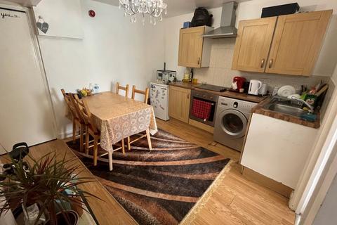 2 bedroom flat for sale, Barking Road, London E13
