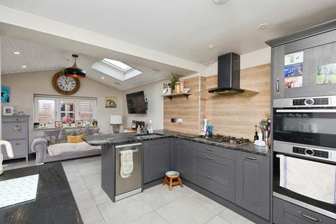 3 bedroom detached house for sale, Jasmine Close, Derby, DE21