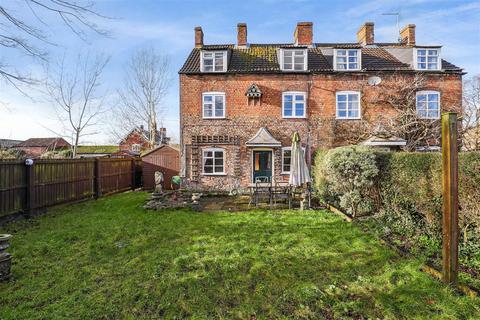 undefined, Alkerton, Eastington, Stonehouse