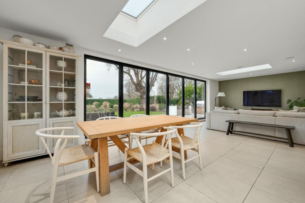 Dining/Family Room