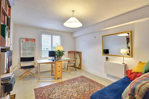 undefined, Caxton Close, Tenterden