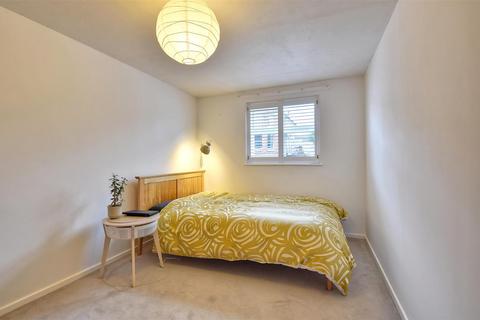 undefined, Caxton Close, Tenterden
