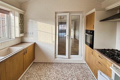 2 bedroom terraced house for sale, Bristol Road, Hull HU5