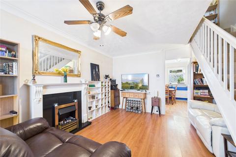 2 bedroom semi-detached house for sale, Galloway Close, Basingstoke, Hampshire, RG22