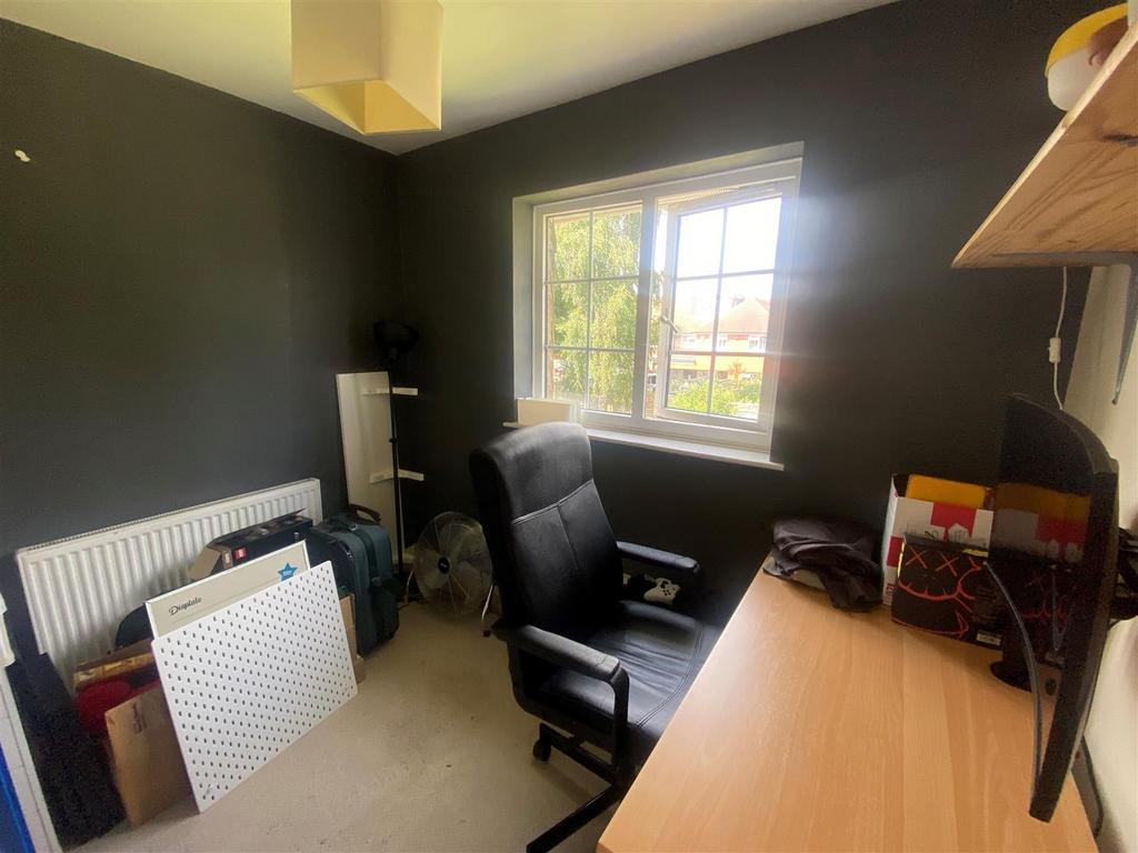 Bedroom 3.jpg