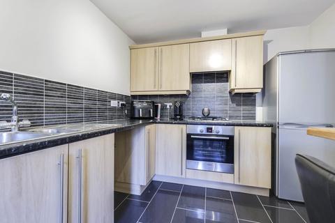 3 bedroom end of terrace house for sale, Oaklands Road, Rodley, Leeds, West Yorkshire, LS13