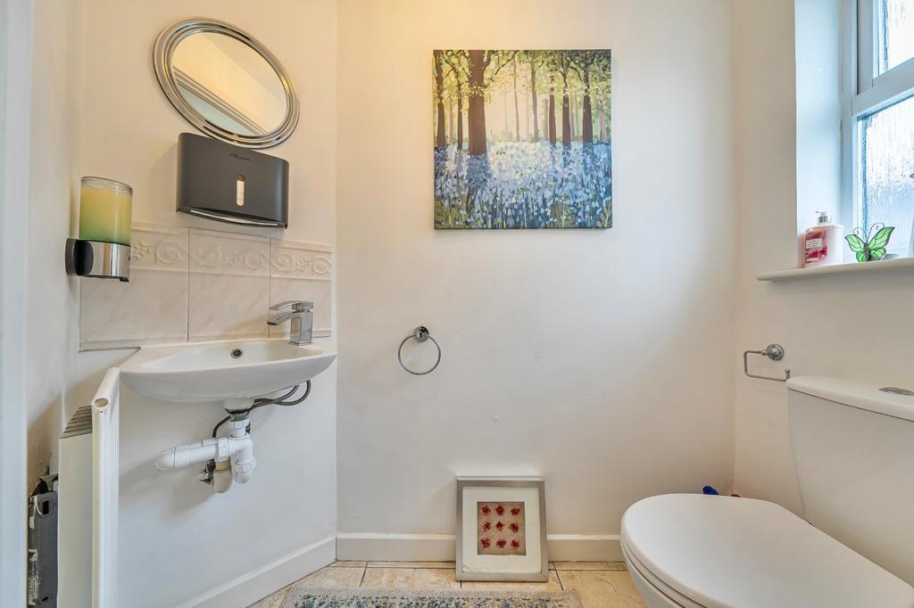 Ground Floor Wc