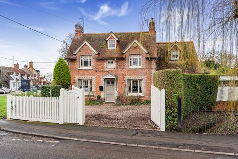 3 bedroom detached house for sale, Thame Road, Wallingford, OX10
