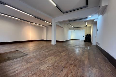 Retail property (high street) to rent, 40 High St Saffron Walden CB10 1EP