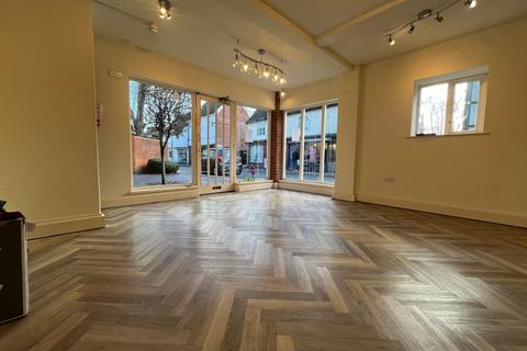 Retail property (high street) to rent, 39 Bell St Sawbridgeworth CM21 9AR