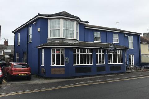 Retail property (high street) for sale, 20-21 Southgates Rd Great Yarmouth NR30 3LJ