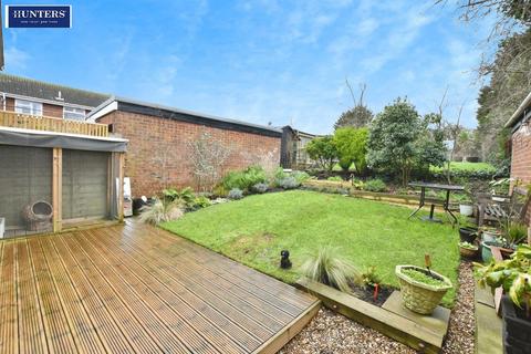 undefined, Rileston Place, Scunthorpe