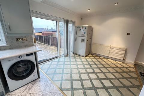 undefined, Granby Road, Luton, Bedfordshire, LU4 9SZ