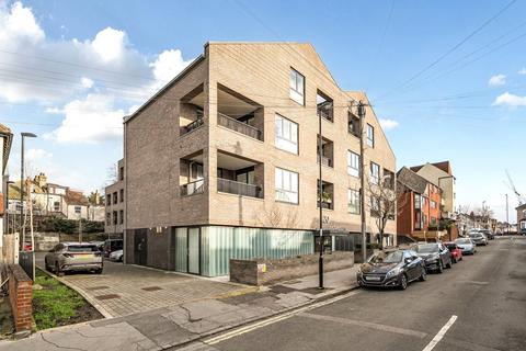 Chipstead Avenue, Thornton Heath