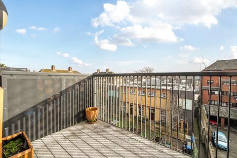 1 bedroom apartment for sale, Chipstead Avenue, Thornton Heath