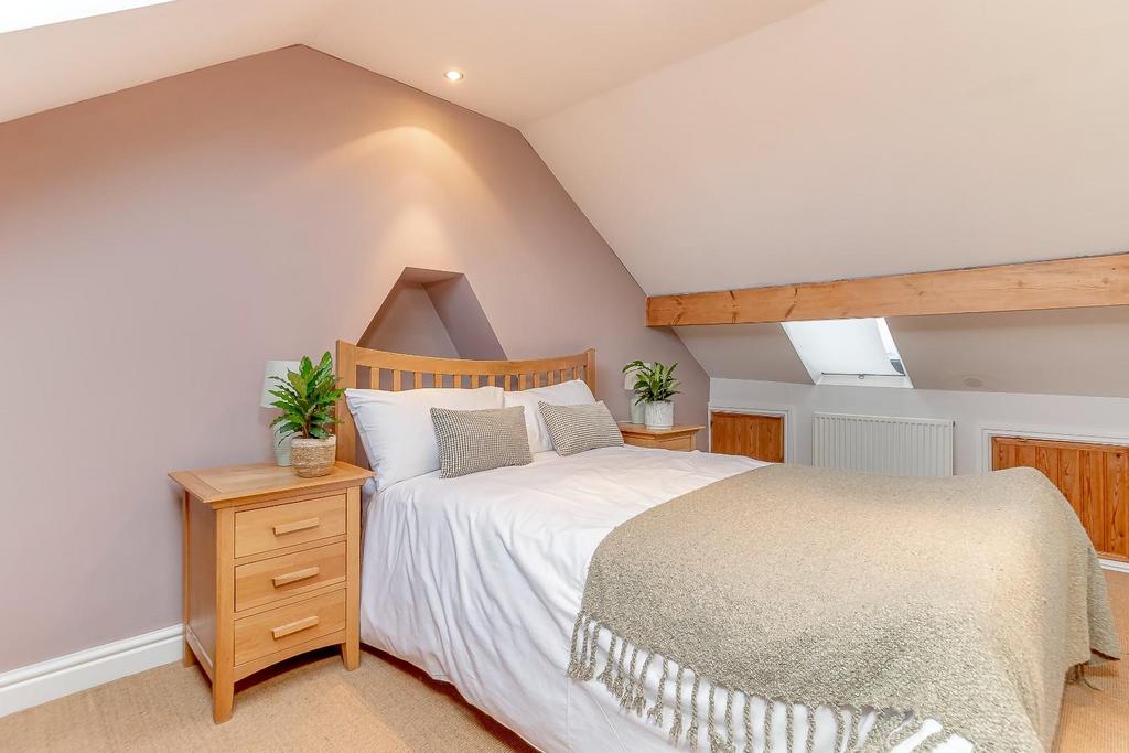 Bedroom 2 - B.jpg