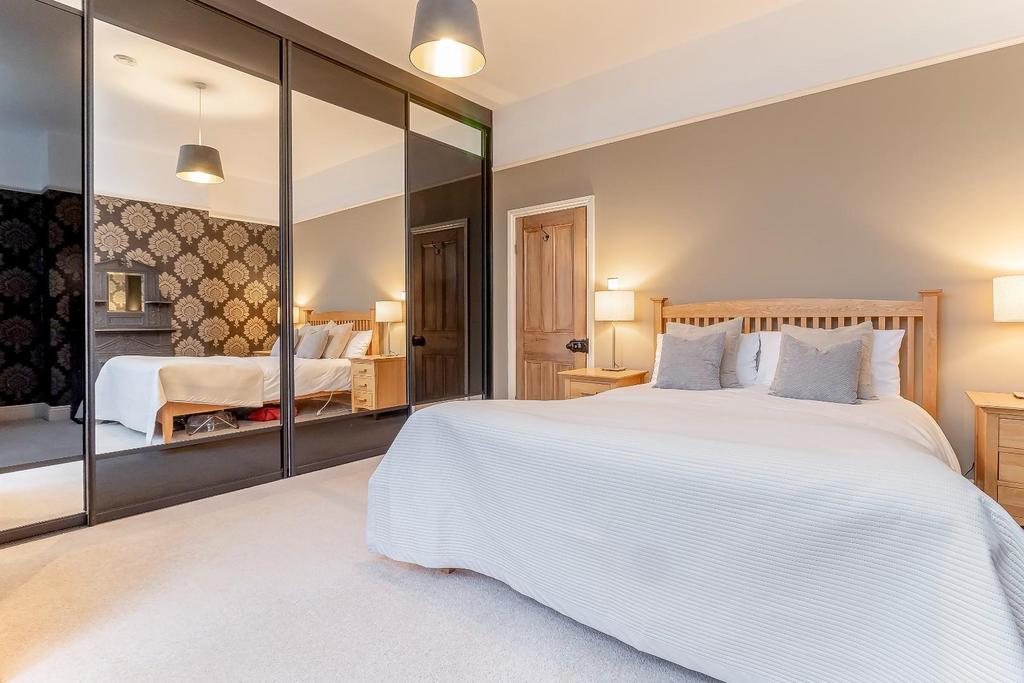 Bedroom 1 - D.jpg