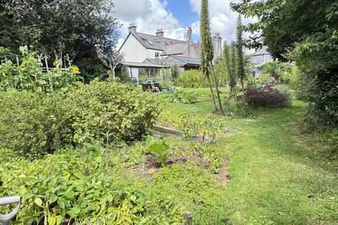 4 bedroom terraced house for sale, St. Mewan Lane, Trewoon, St. Austell
