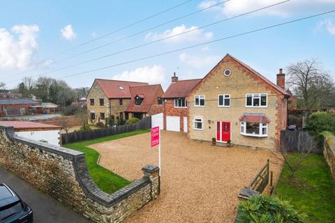 Low Road, Barrowby, Grantham, Lincolnshire, NG32
