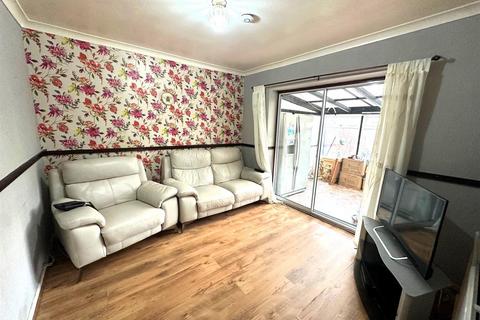 undefined, Peacock Avenue, Feltham