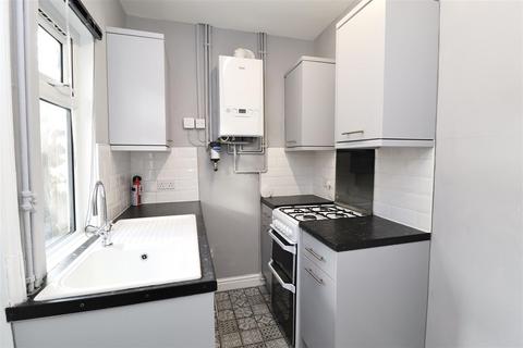 2 bedroom terraced house to rent, Granville Terrace, York